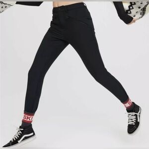 OFFLINE by aerie Chillside Blk Stirrup Ski Pants XL NWT